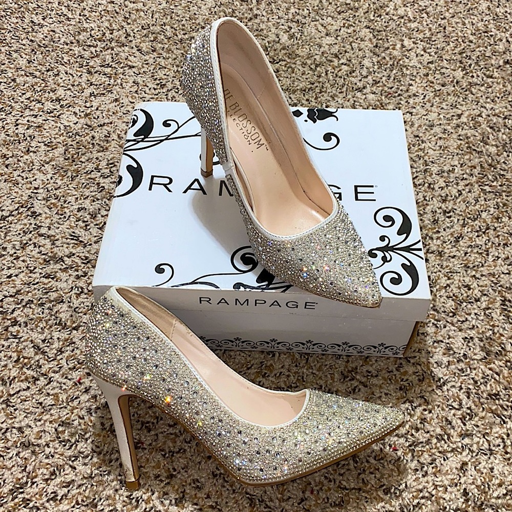 Prom shoes